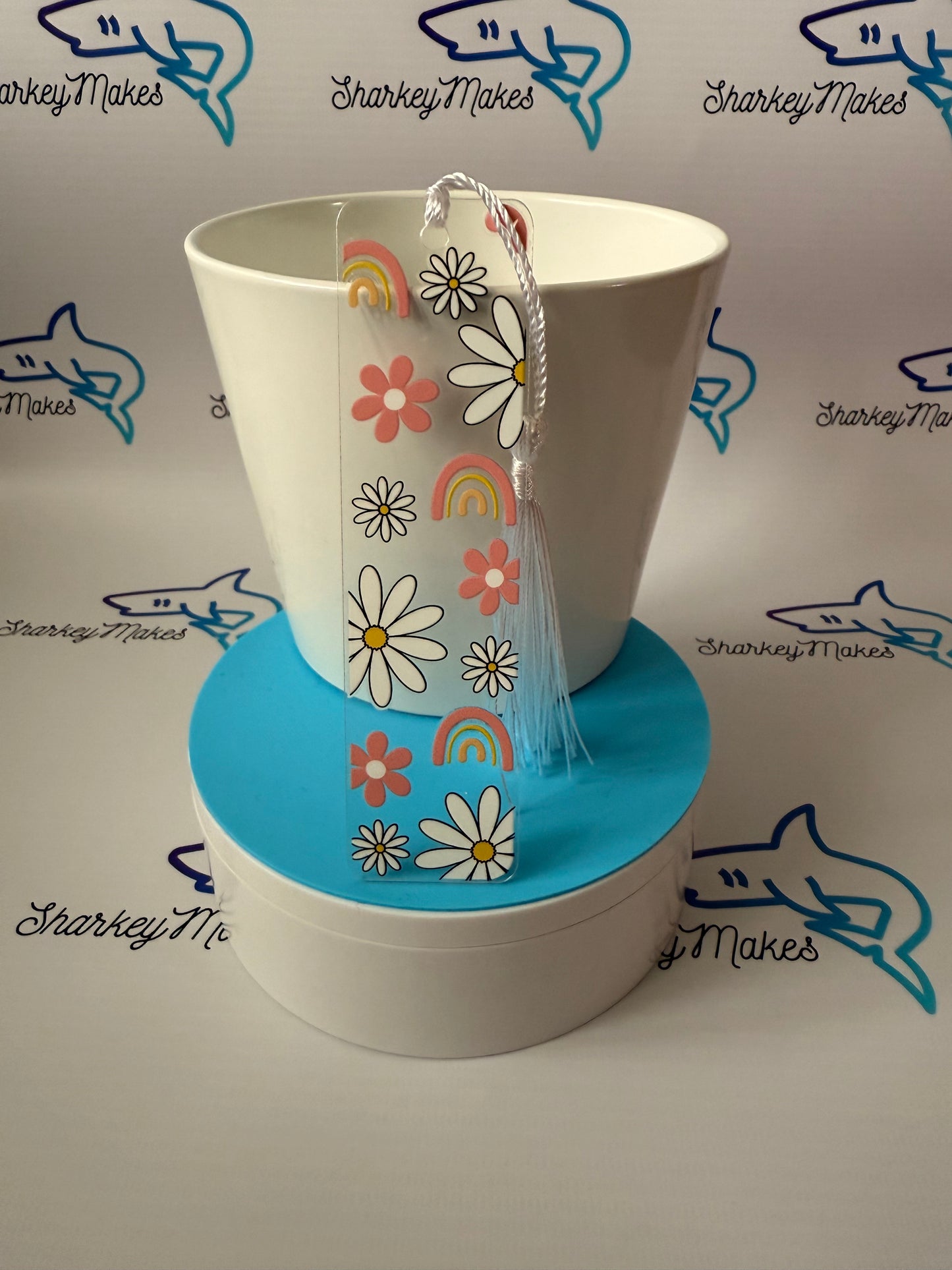 Daisy flower Bookmark